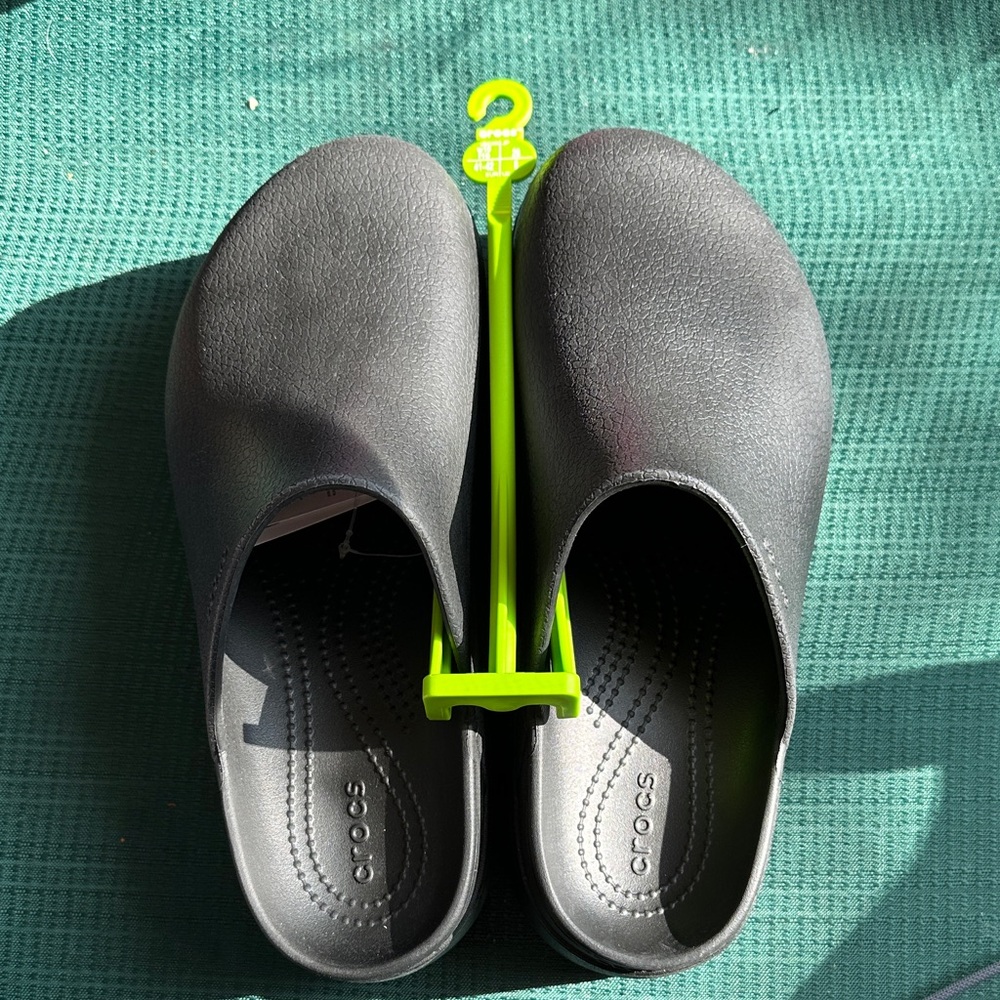 CROCS Black Slip-On Clogs